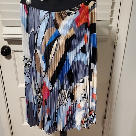 NIC+ZOE Multicolor Abstract Pleated Skirt - Picture 5 of 6